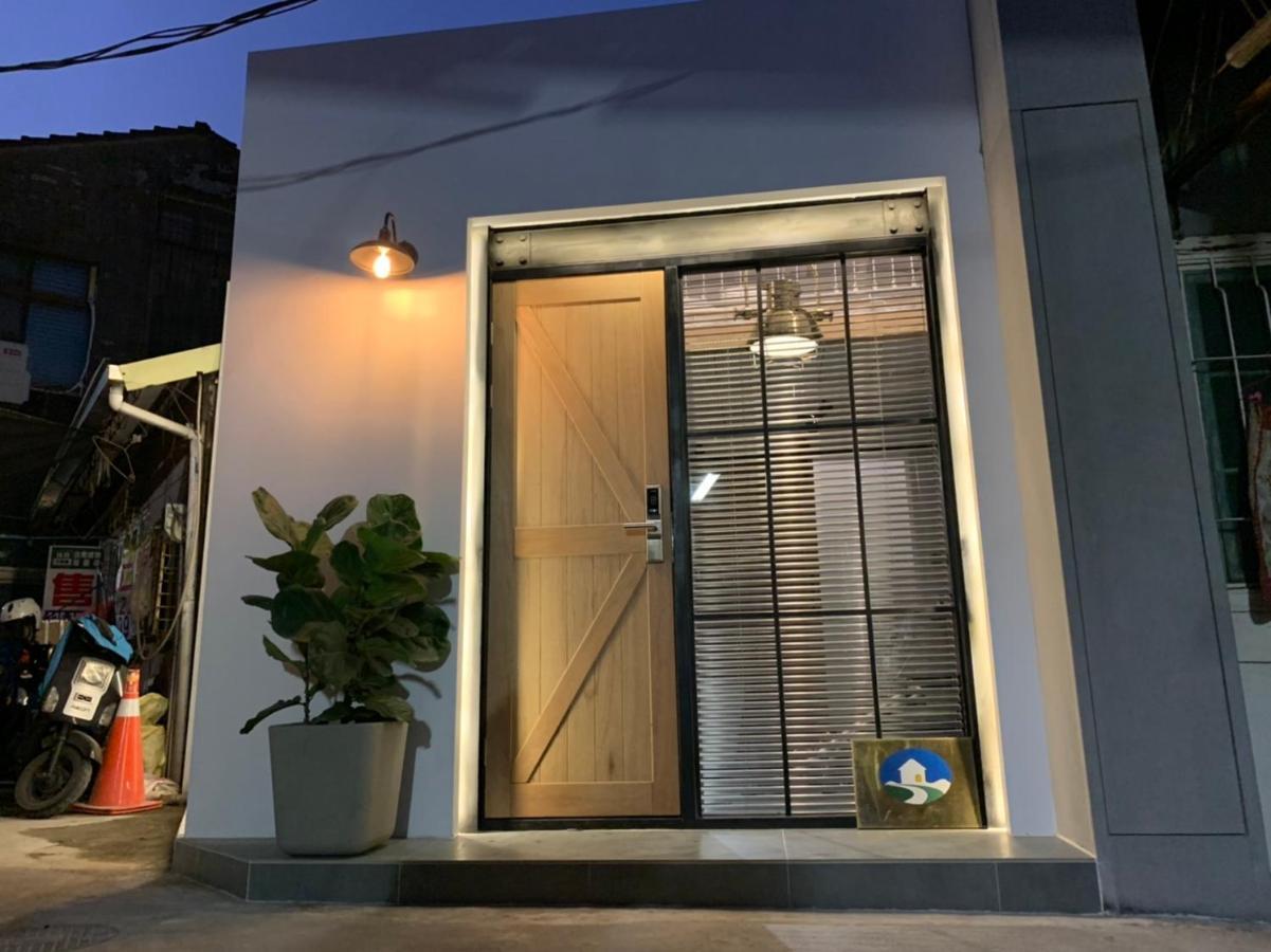 阡陌-浴缸在客廳民宿 Tainan Exterior foto